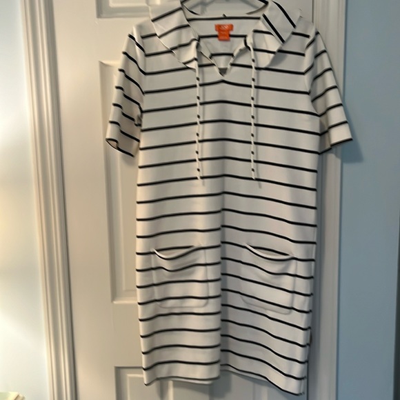 Joe Fresh Dresses & Skirts - Joe Fresh - white and black striped dress ! Ruffle collar and pockets.